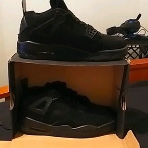 Retro Jordan 4s